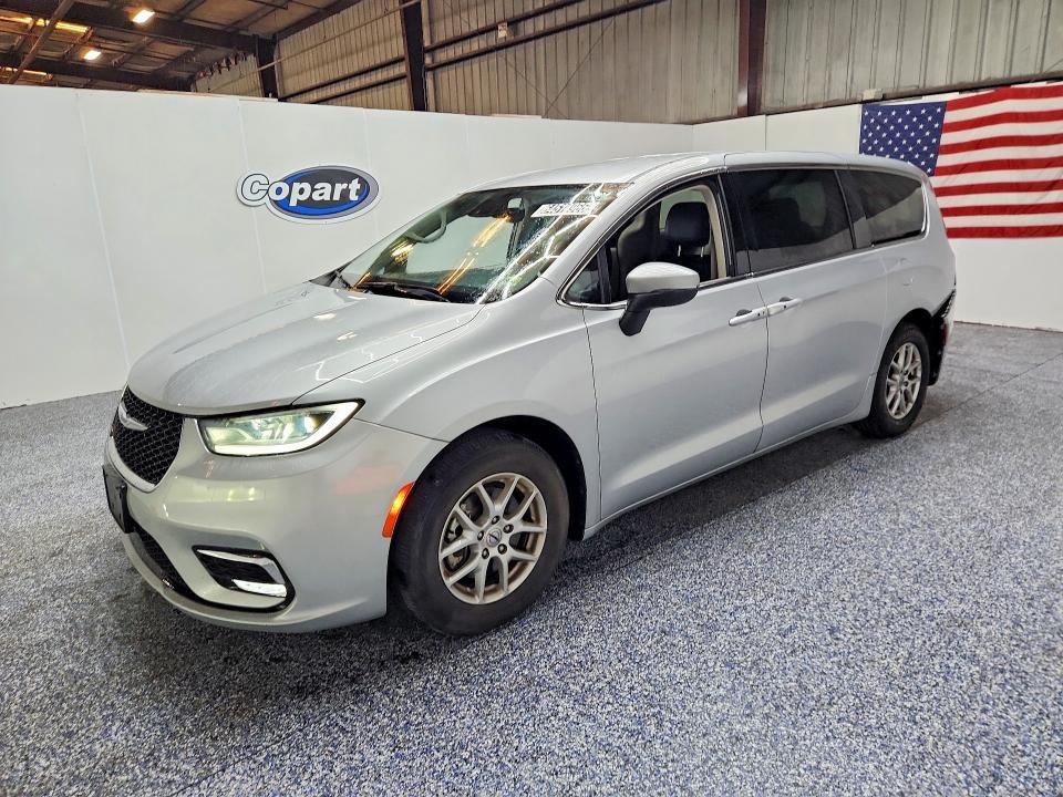 2023 CHRYSLER PACIFICA 2C4RC1BG0PR567002
