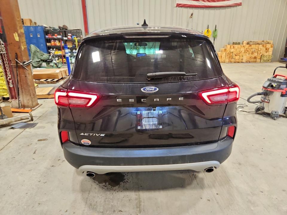 2023 FORD ESCAPE ACTIVE — Фото 6 из 12