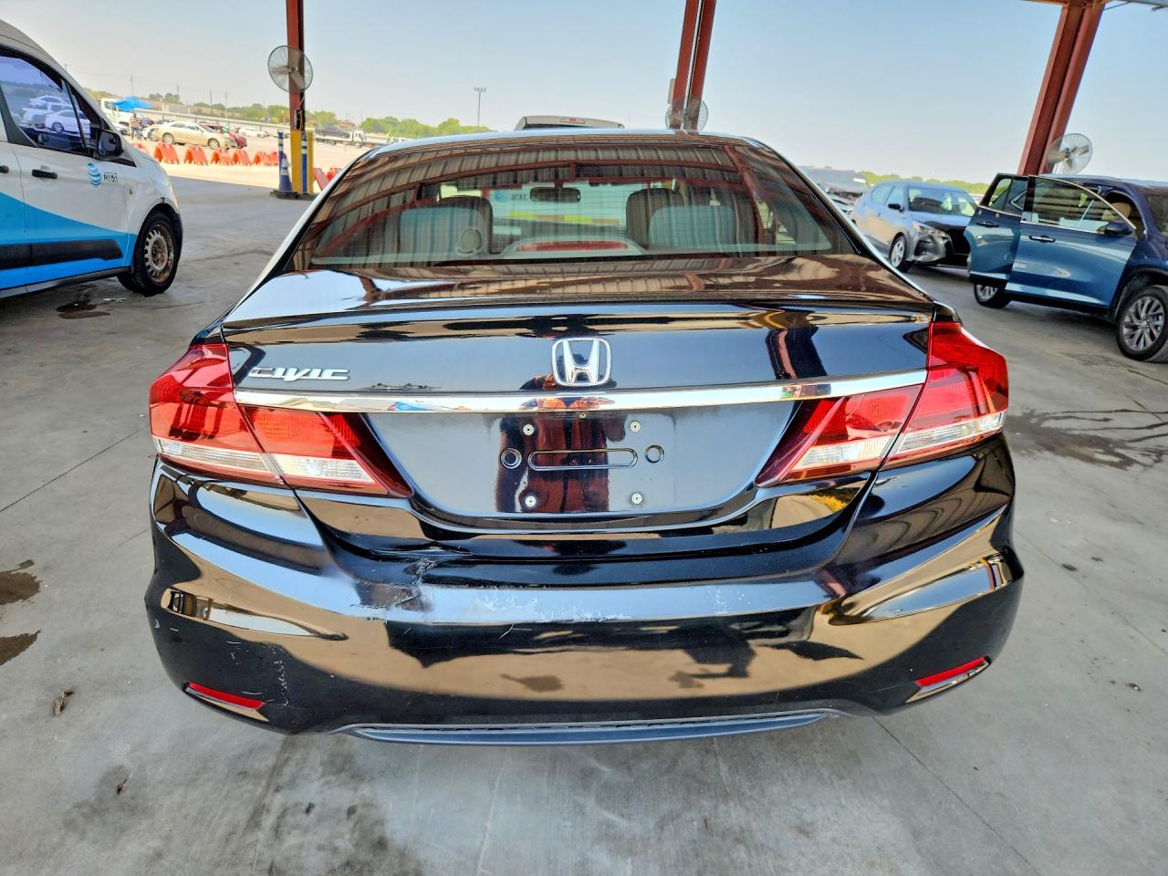 2015 HONDA CIVIC LX — Фото 6 из 12