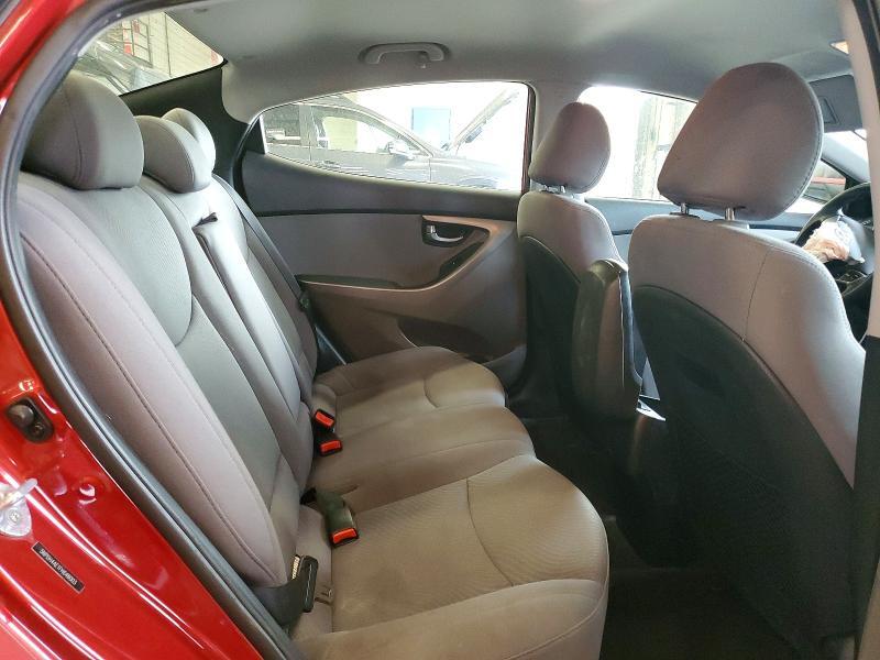 2015 HYUNDAI ELANTRA SE — Фото 10 из 15