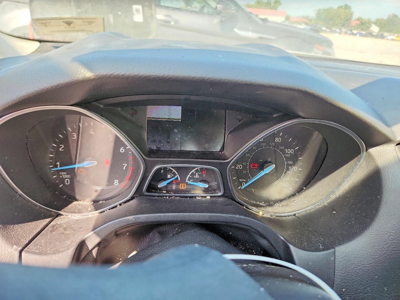 2018 FORD FOCUS SE — Фото 9 из 12