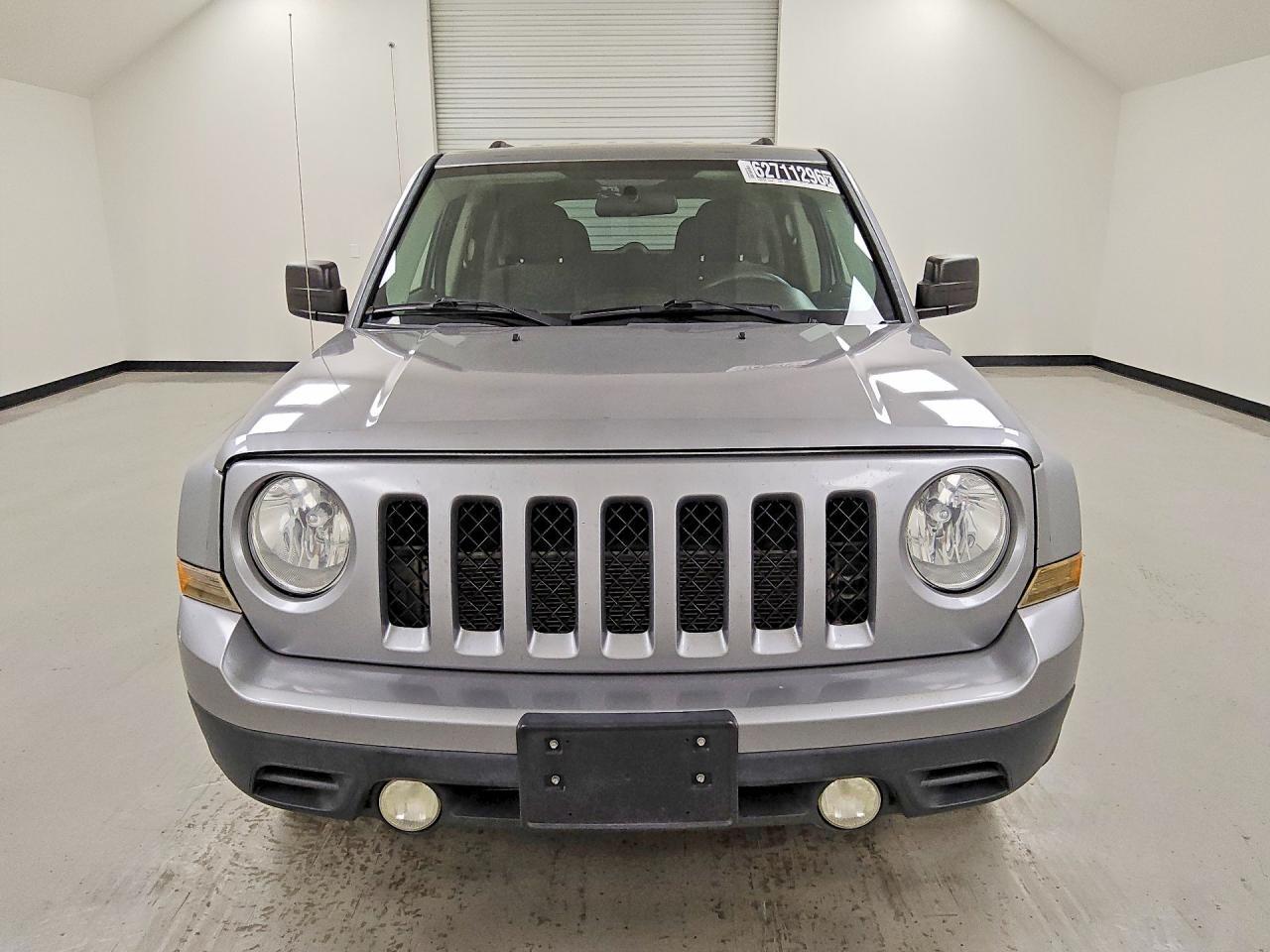 2015 JEEP PATRIOT SPORT — Фото 5 из 13
