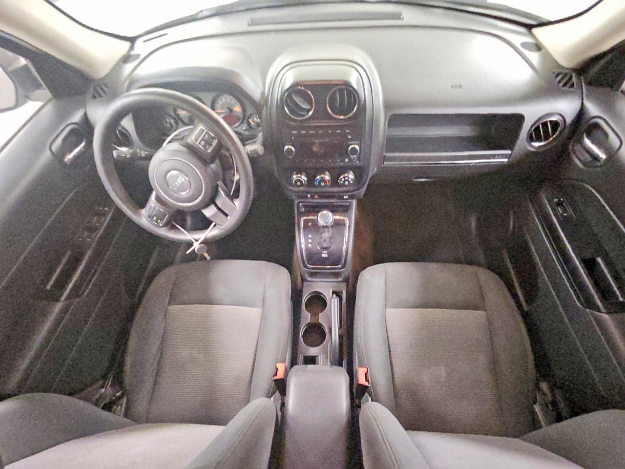 2015 JEEP PATRIOT SPORT — Фото 8 из 13