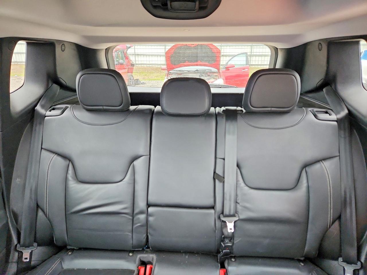 2015 JEEP RENEGADE LIMITED — Фото 10 из 13