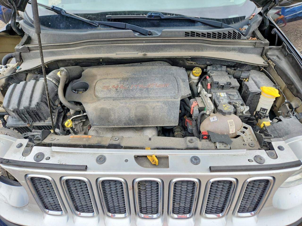 2015 JEEP RENEGADE LIMITED — Фото 12 из 13