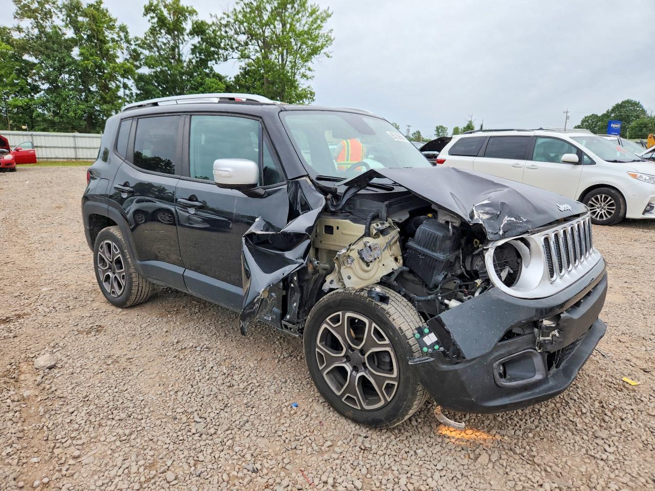 2015 JEEP RENEGADE LIMITED — Фото 4 из 13