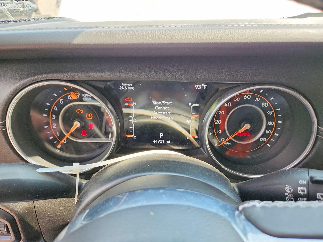 2023 JEEP WRANGLER SAHARA — Фото 9 из 12