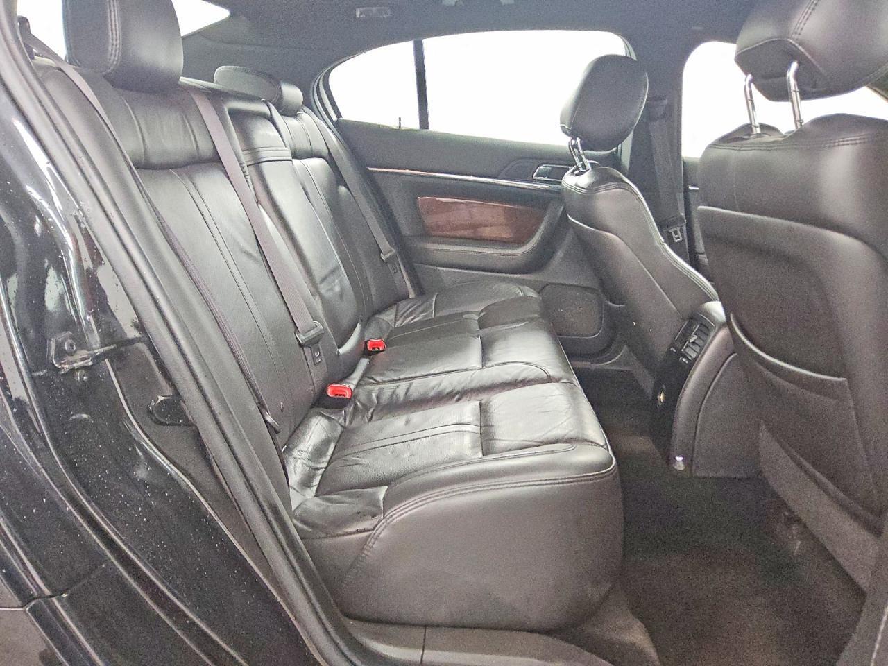 2015 LINCOLN MKS — Фото 10 из 12