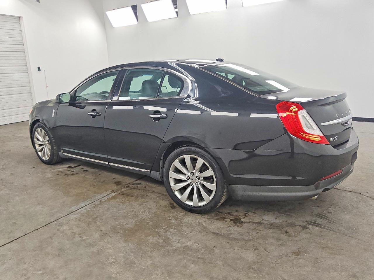 2015 LINCOLN MKS — Фото 2 из 12