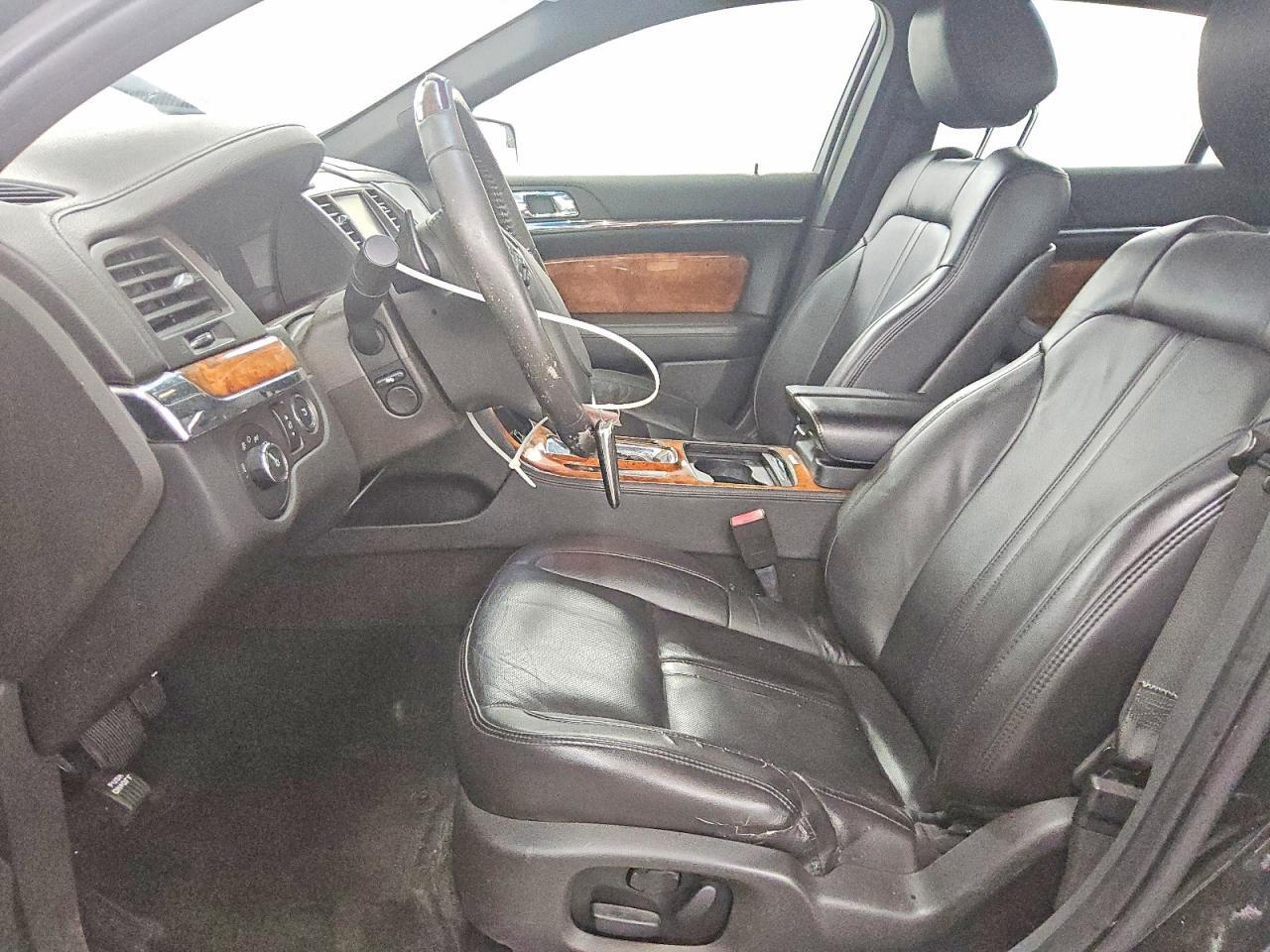 2015 LINCOLN MKS — Фото 7 из 12