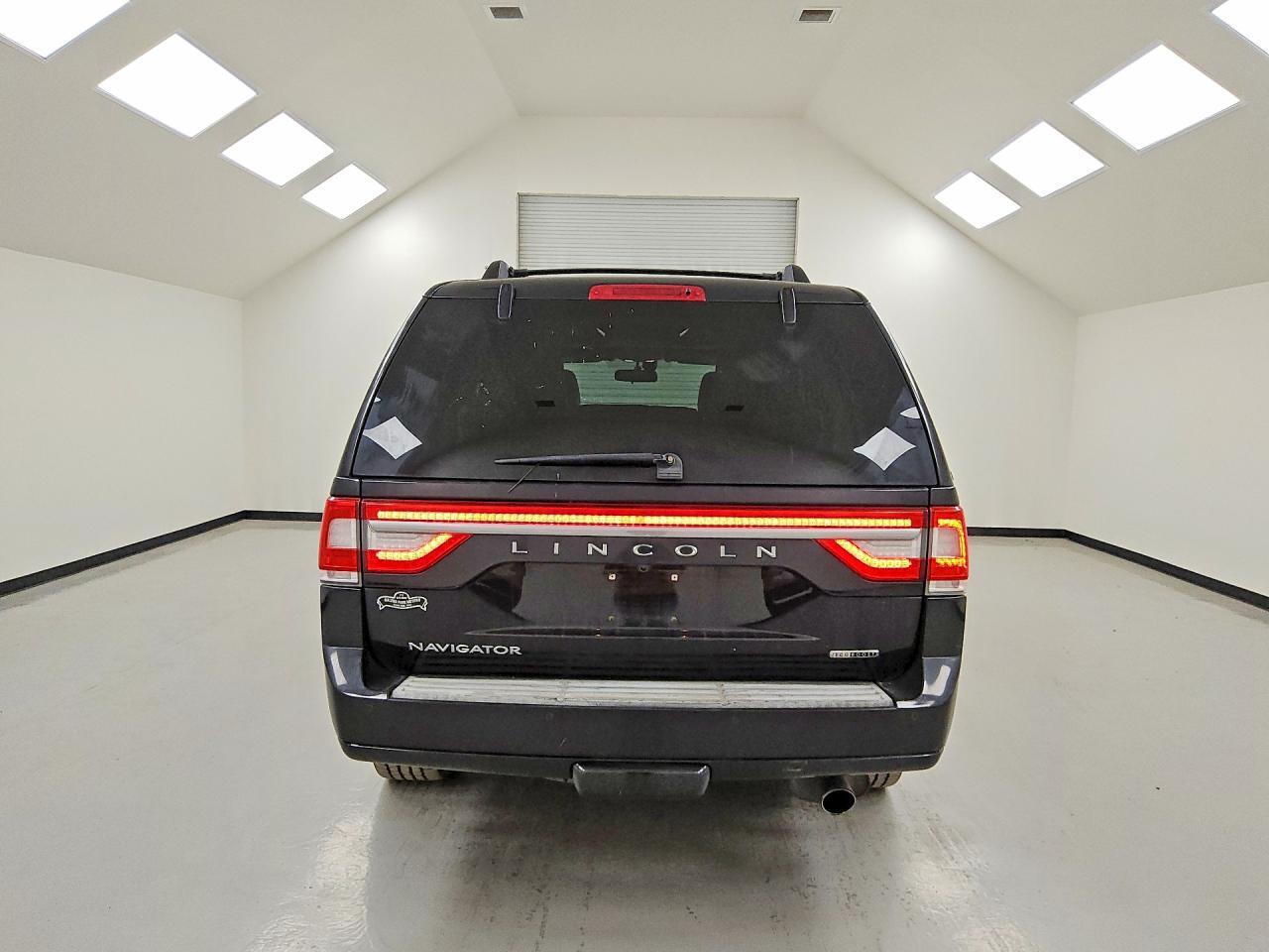 2015 LINCOLN NAVIGATOR — Фото 6 из 13