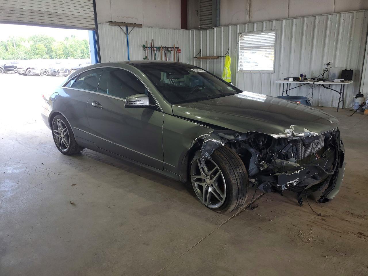 2015 MERCEDES-BENZ E 400 4MATIC — Фото 4 из 12