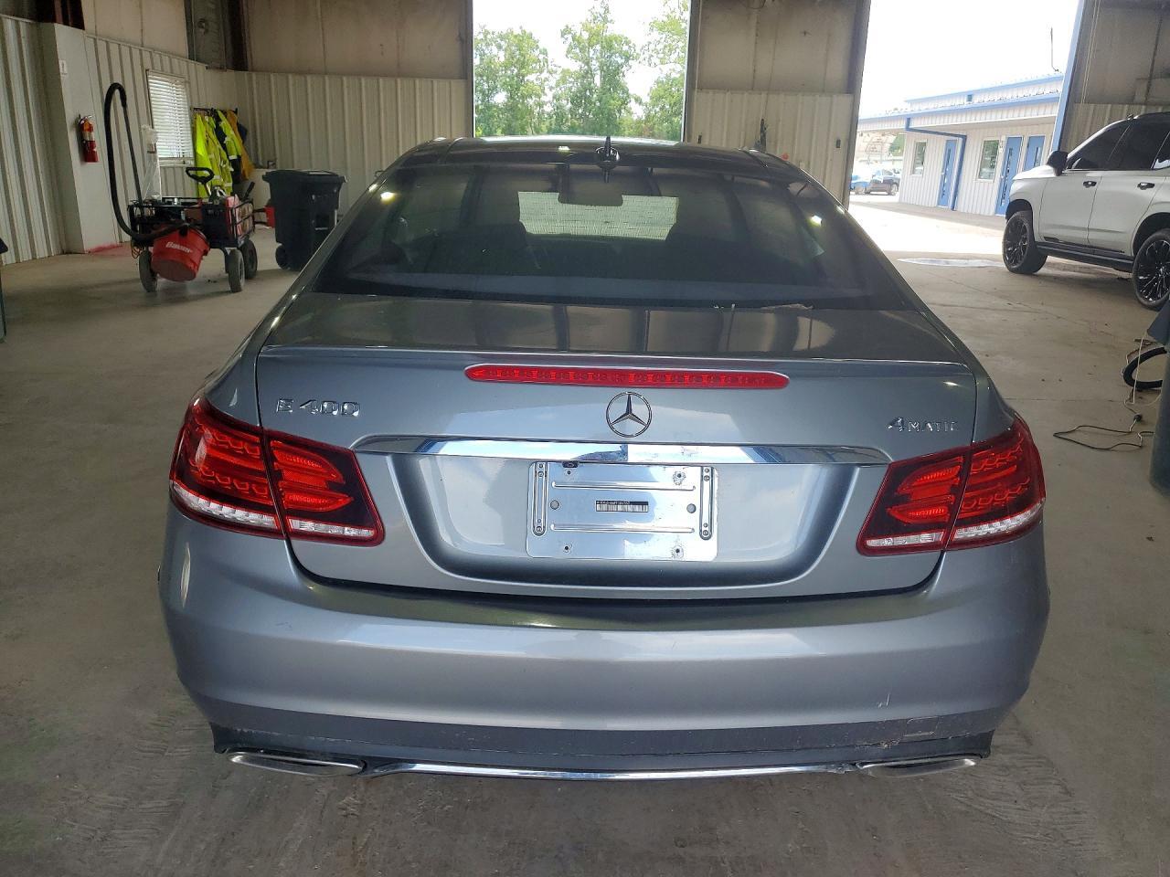 2015 MERCEDES-BENZ E 400 4MATIC — Фото 6 из 12