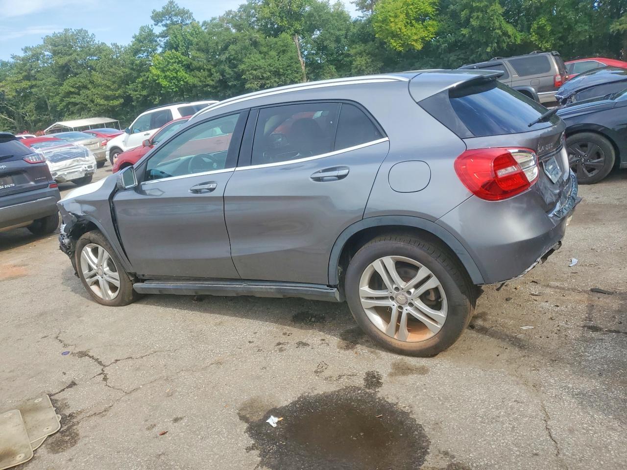 2015 MERCEDES-BENZ GLA 250 4MATIC — Фото 2 из 12