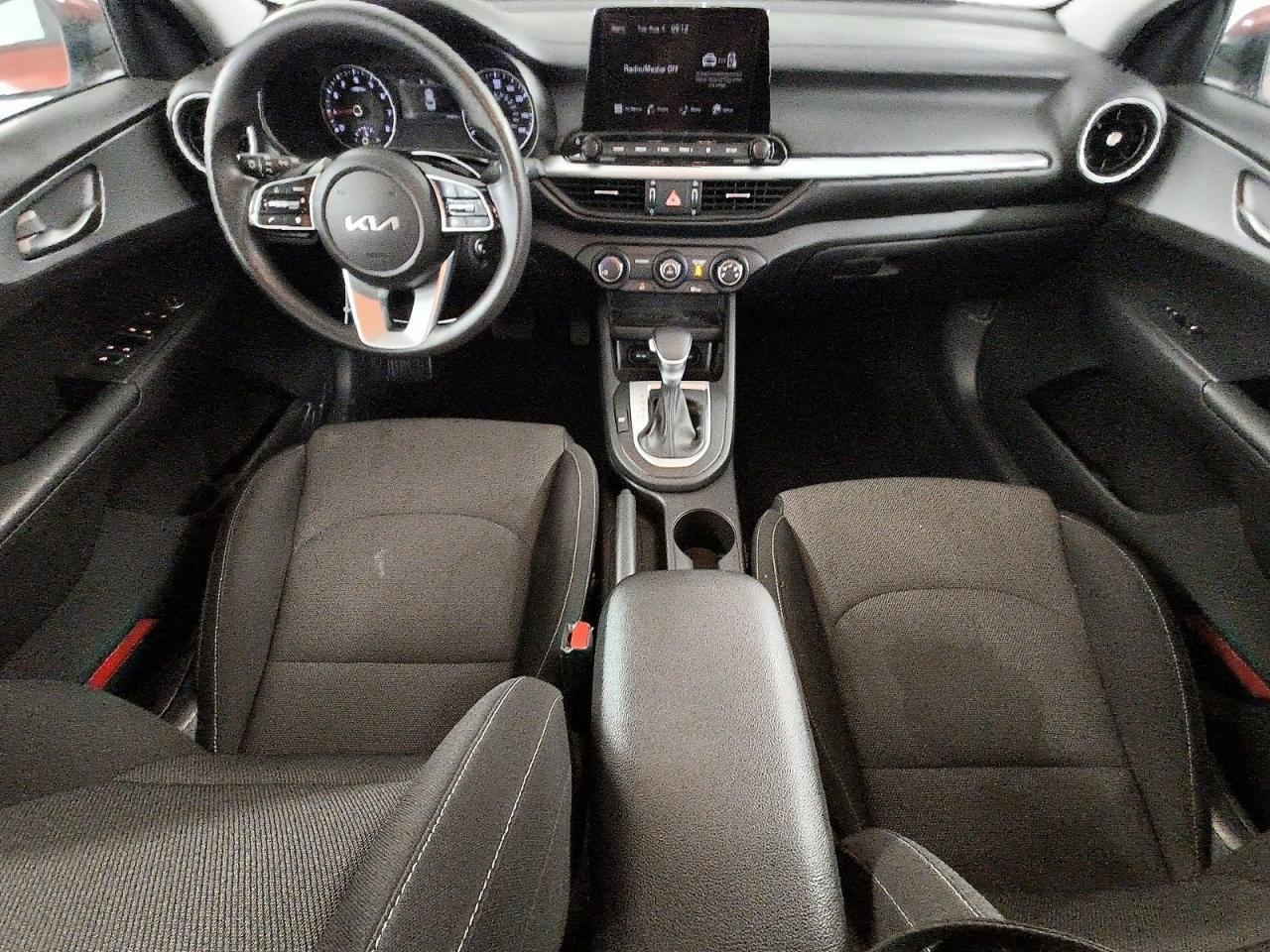 2023 KIA FORTE LXS — Фото 8 из 12