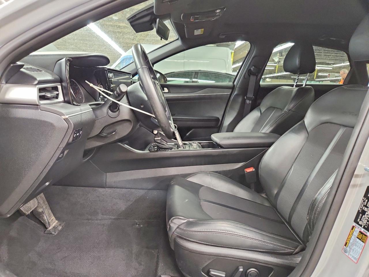 2023 KIA K5 GT LINE — Фото 7 из 12