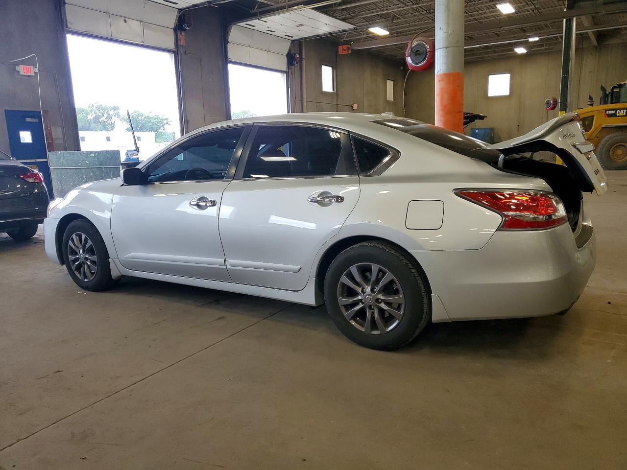 1N4AL3AP9FC458545 2015 NISSAN ALTIMA photo no. 2