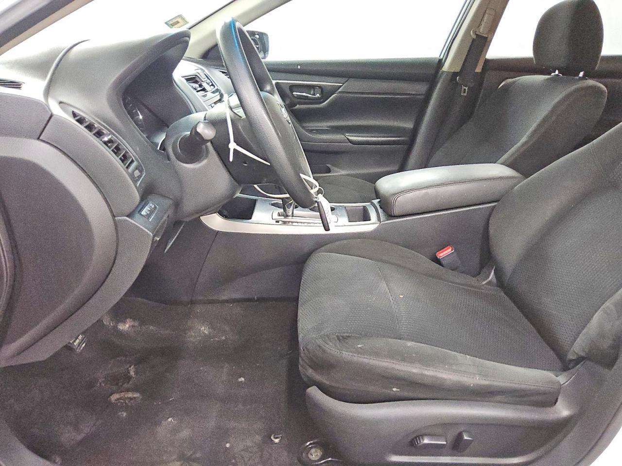 2015 NISSAN ALTIMA 2.5 S — Фото 7 из 12