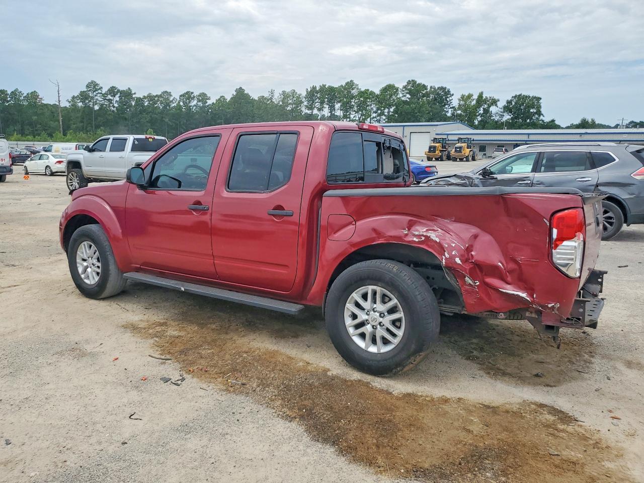 2015 NISSAN FRONTIER SV — Фото 2 из 13