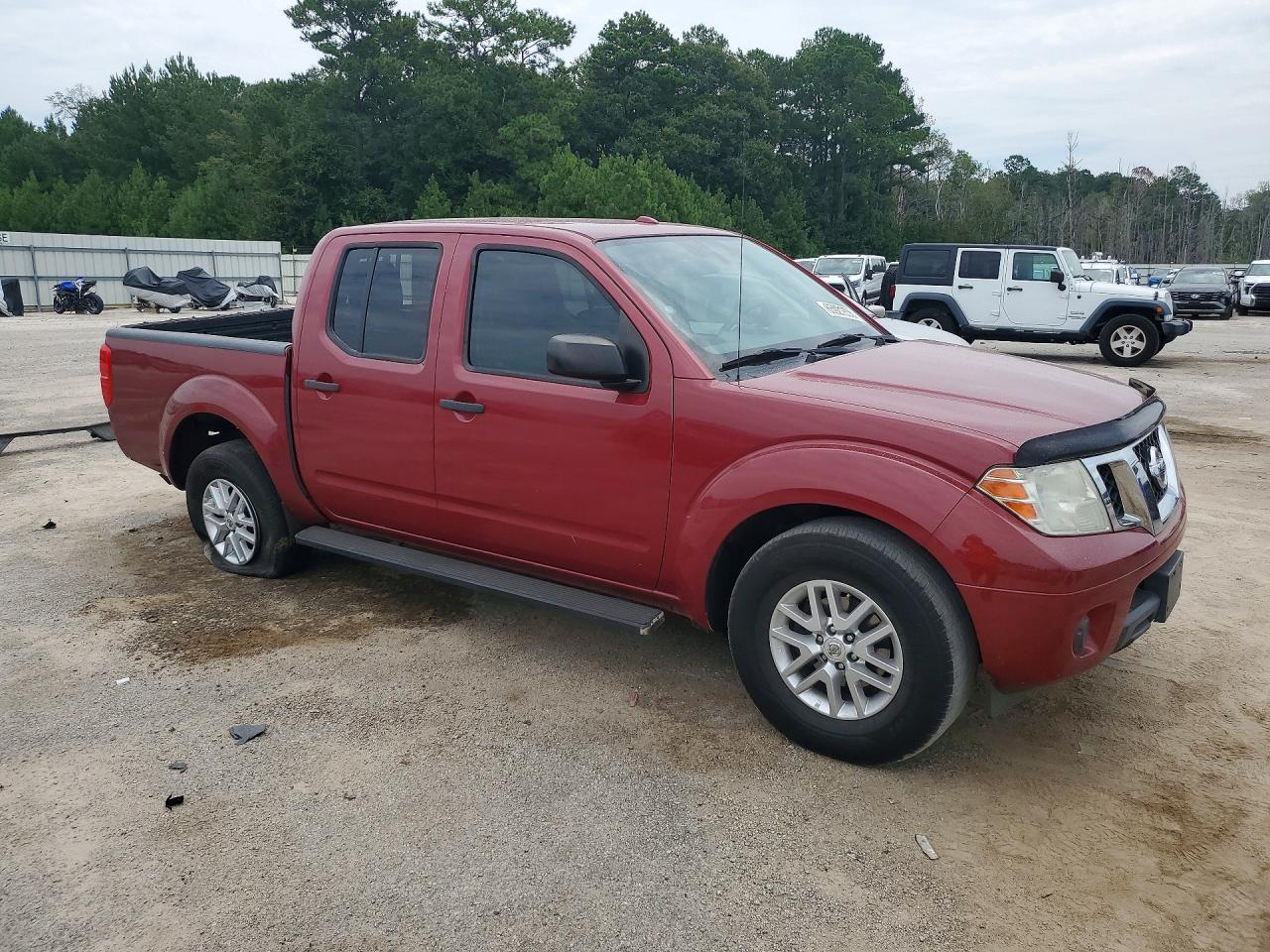2015 NISSAN FRONTIER SV — Фото 4 из 13