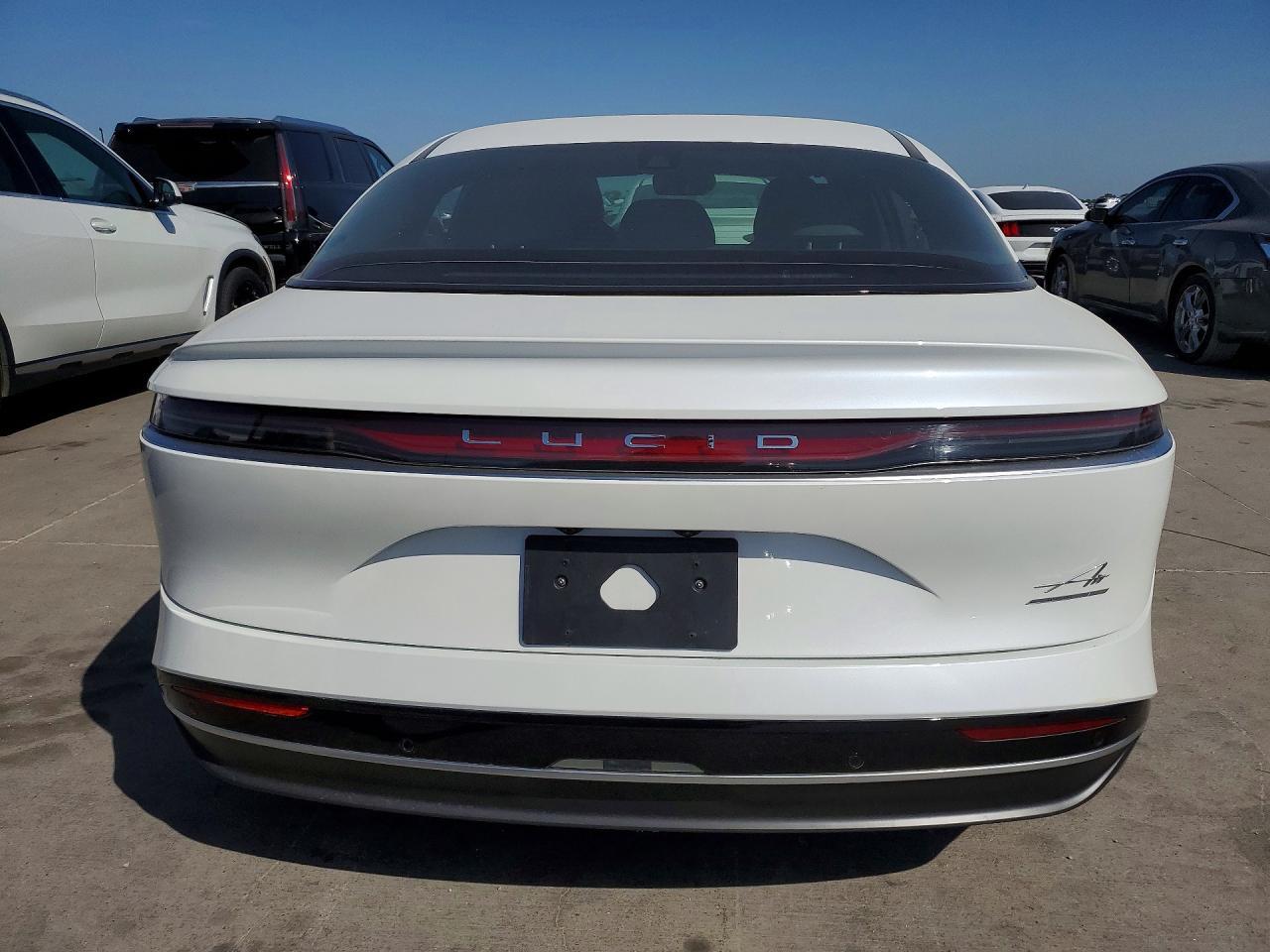2023 LUCID MOTORS AIR TOURING — Фото 6 из 12