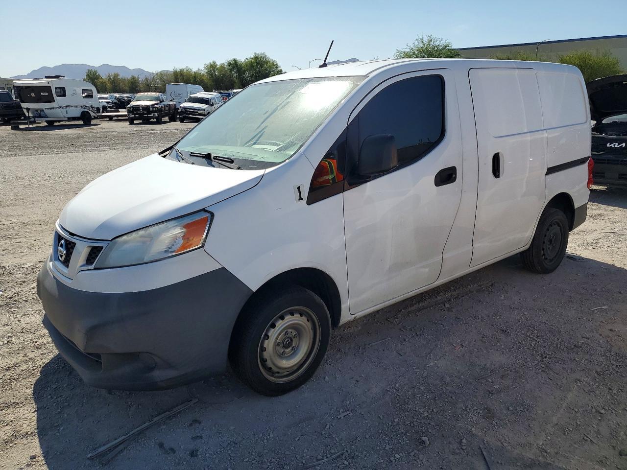 2015 NISSAN NV200 3N6CM0KN4FK706185