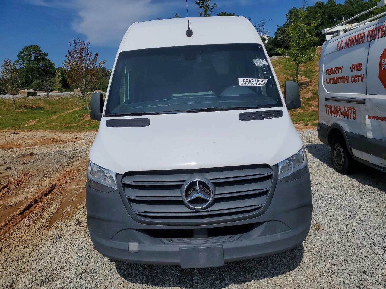 2023 MERCEDES-BENZ SPRINTER 2500 DELIVERY VAN — Фото 5 из 13