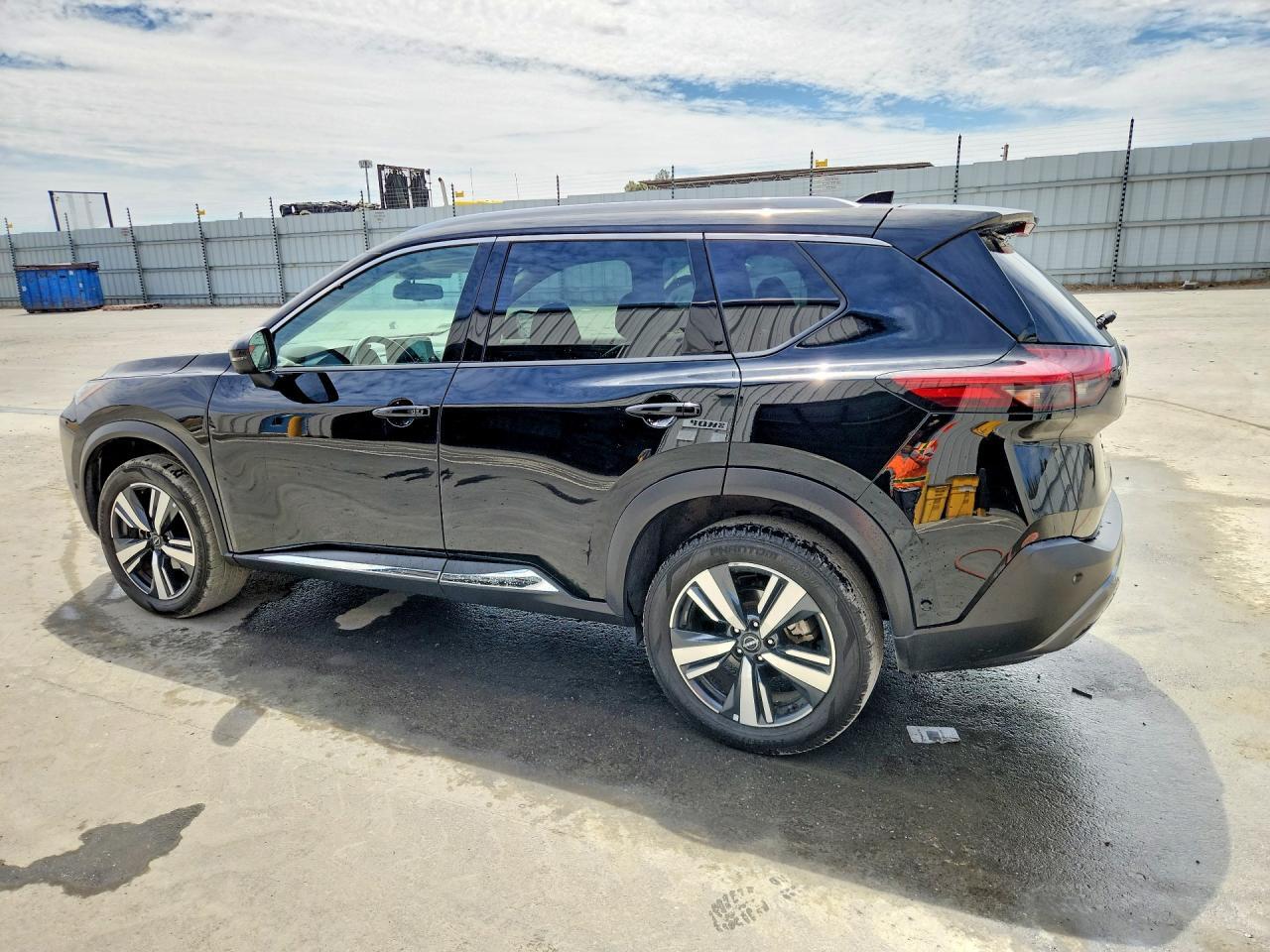 5N1BT3CB4PC790048 2023 NISSAN ROGUE photo no. 2
