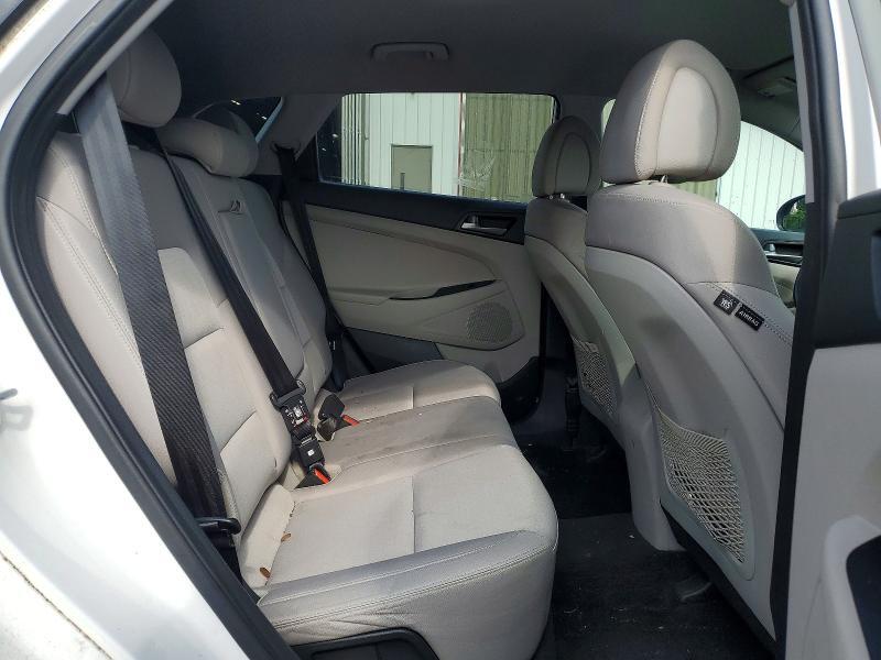 2018 HYUNDAI TUCSON SEL — Фото 11 из 13