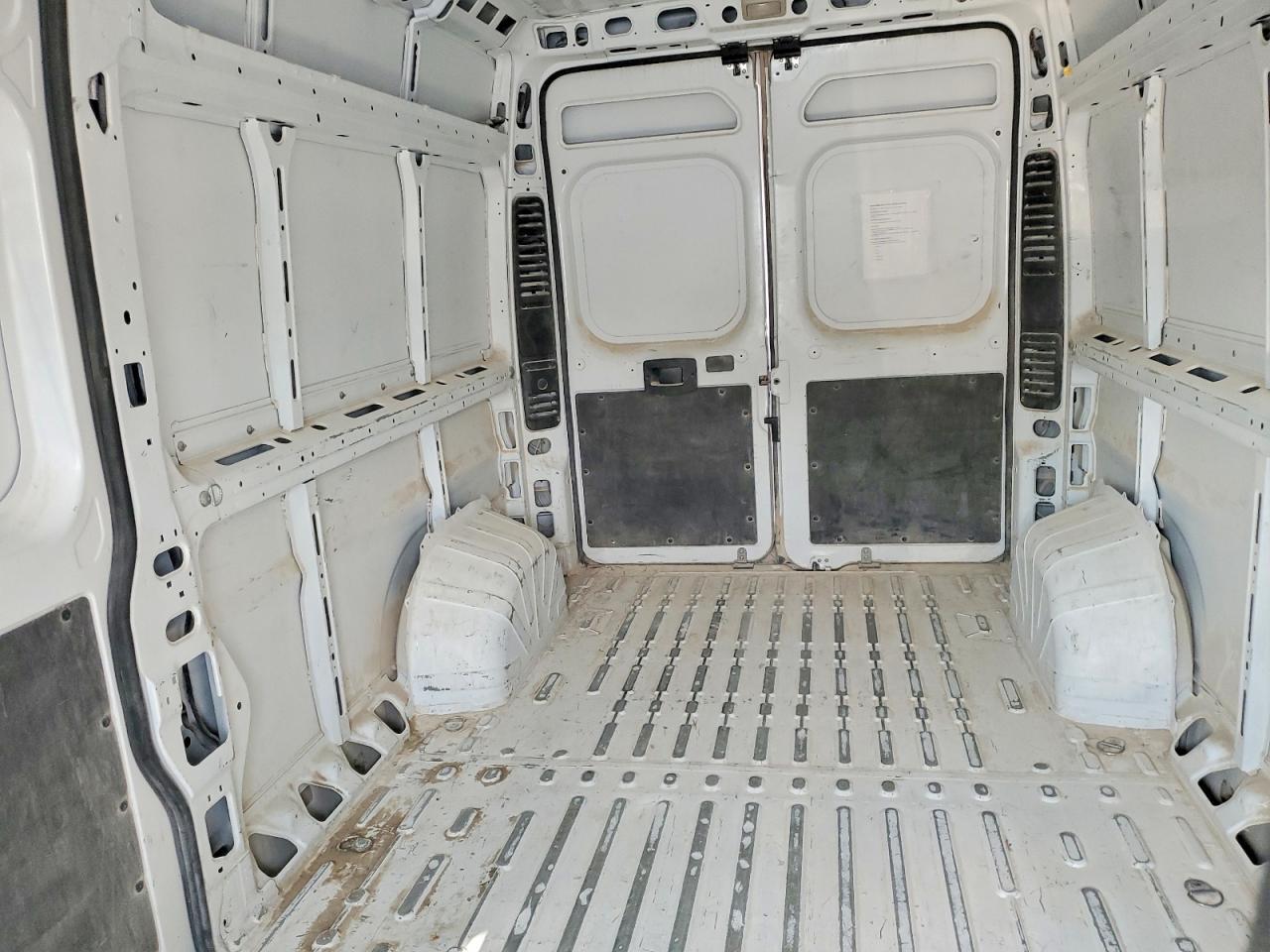 3C6LRVDG4PE571717 2023 RAM PROMASTER 2500 photo no. 10
