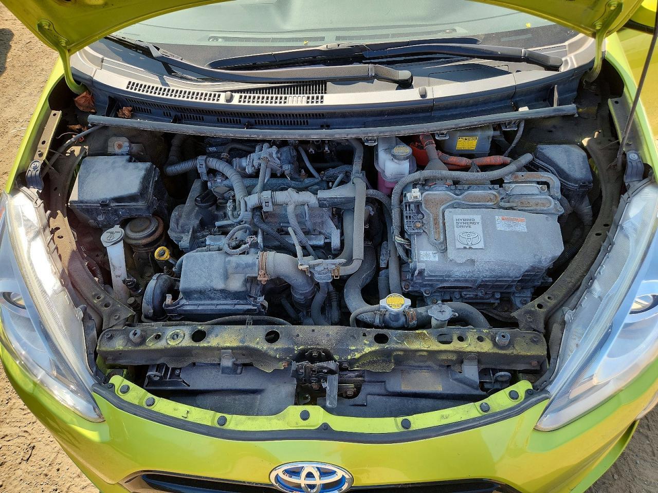 2015 TOYOTA PRIUS C ONE — Фото 11 из 13