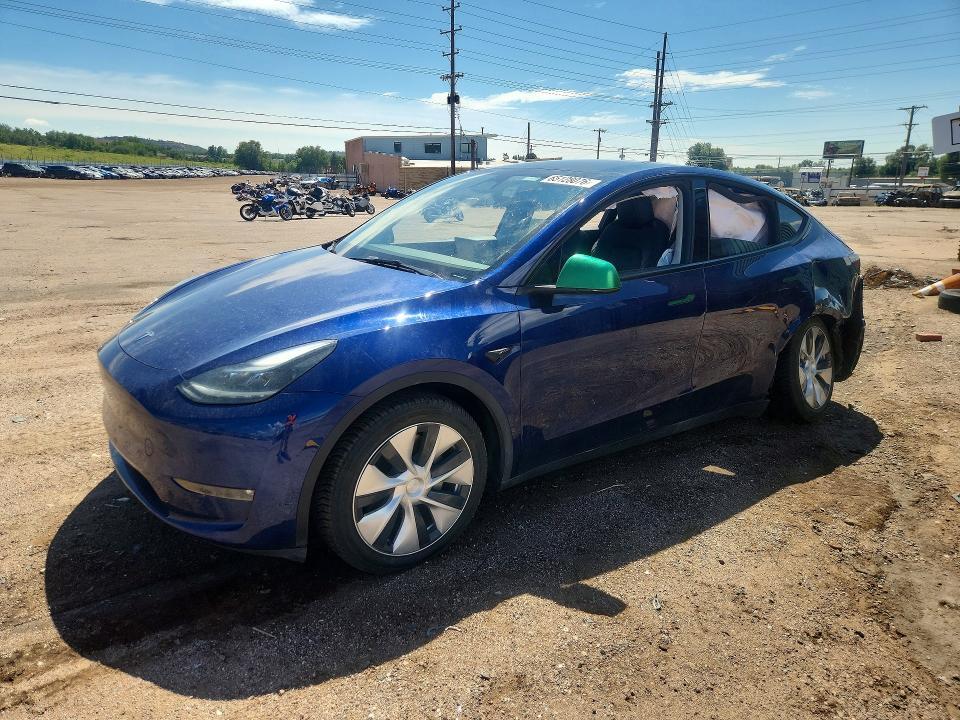 2023 TESLA MODEL Y 7SAYGDEE8PF863637