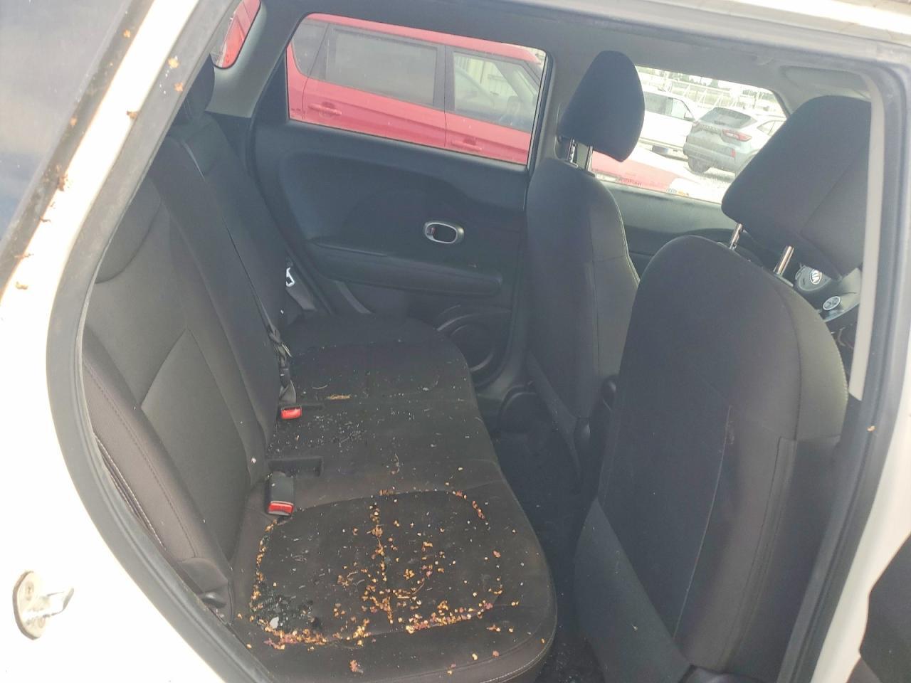 2018 KIA SOUL BASE — Фото 10 из 12