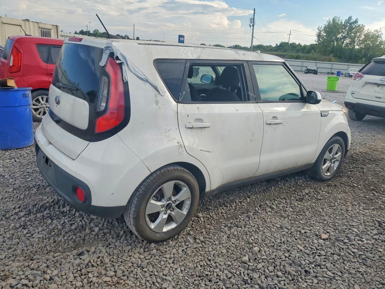 2018 KIA SOUL BASE — Фото 3 из 12