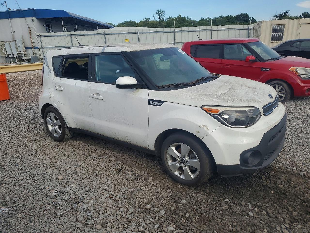 2018 KIA SOUL BASE — Фото 4 из 12