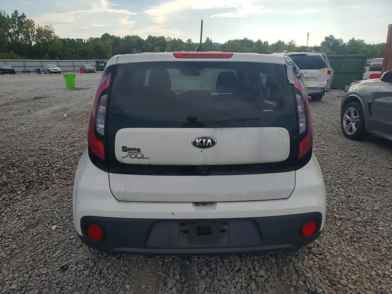 2018 KIA SOUL BASE — Фото 6 из 12