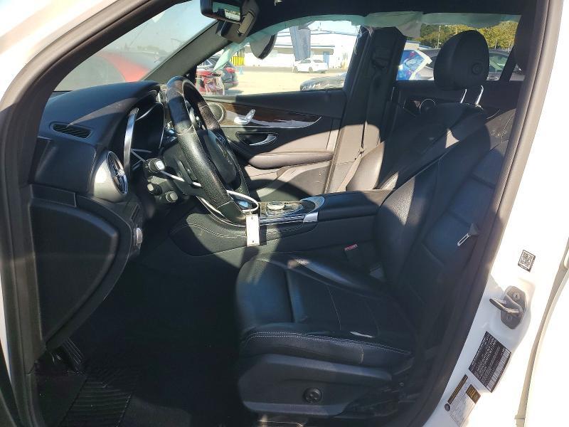 2018 MERCEDES-BENZ GLC 300 — Фото 7 из 12