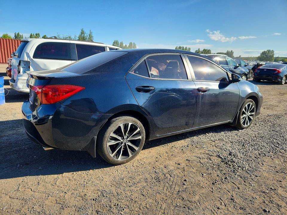 2T1BURHE9JC967859 2018 TOYOTA COROLLA photo no. 3