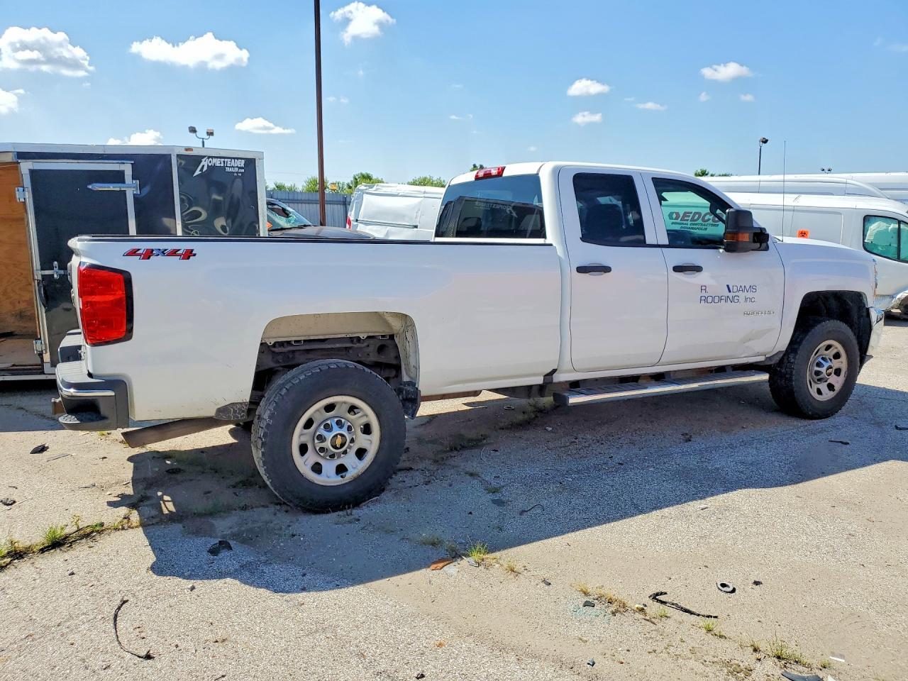 2019 CHEVROLET SILVERADO K2500 HEAVY DUTY — Фото 3 из 12