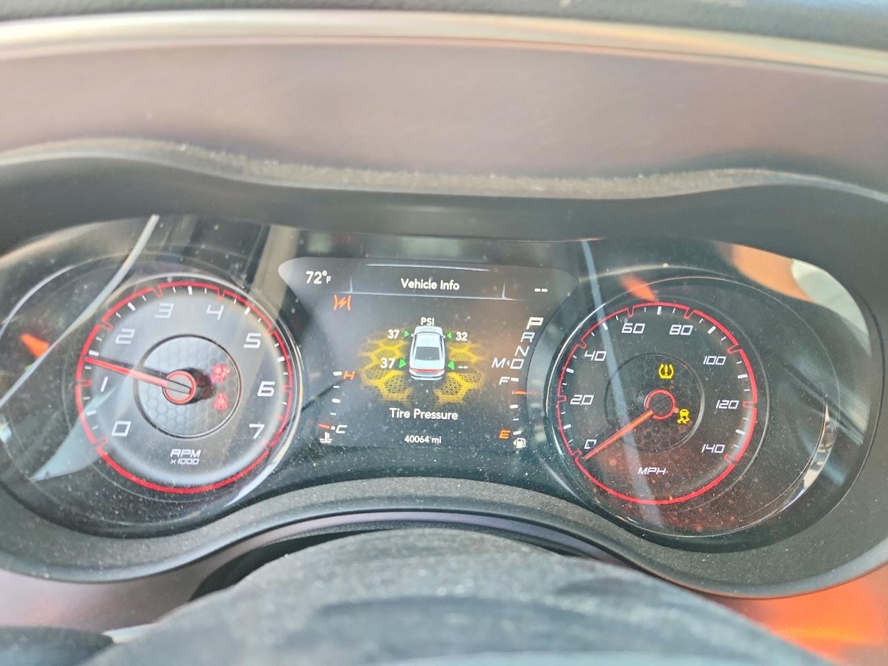 2019 DODGE CHARGER GT — Фото 9 из 12