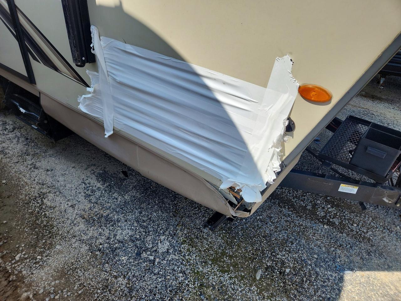 2019 FOREST RIVER ROCKWOOD MINI LITE CAMPER — Фото 5 из 10