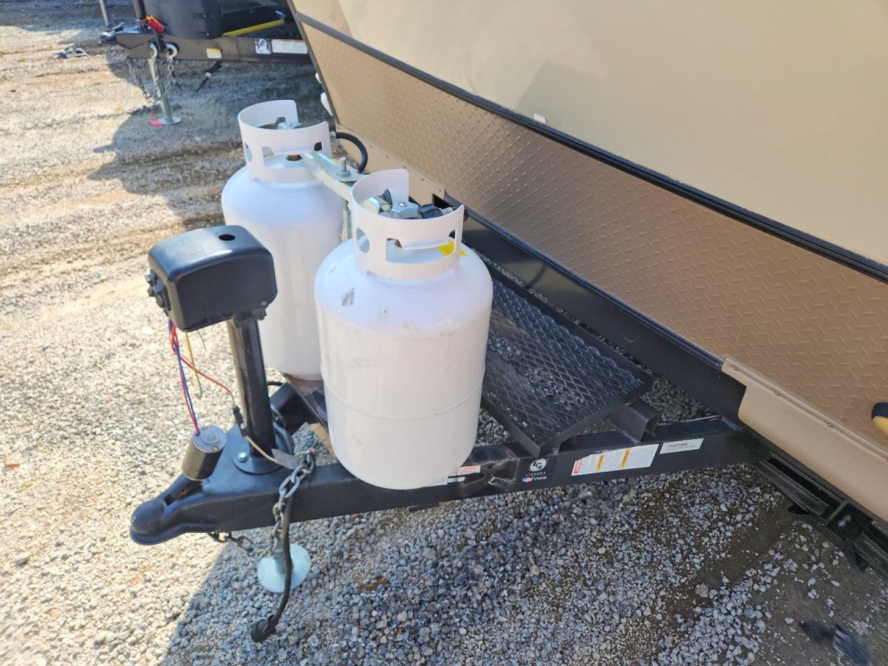 2019 FOREST RIVER ROCKWOOD MINI LITE CAMPER — Фото 7 из 10