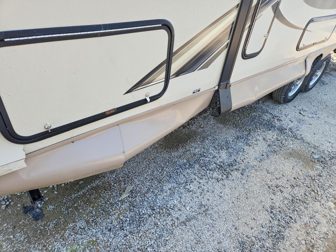 2019 FOREST RIVER ROCKWOOD MINI LITE CAMPER — Фото 8 из 10