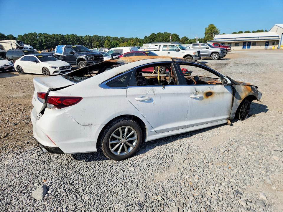 5NPE24AF5KH762269 2019 HYUNDAI SONATA photo no. 3