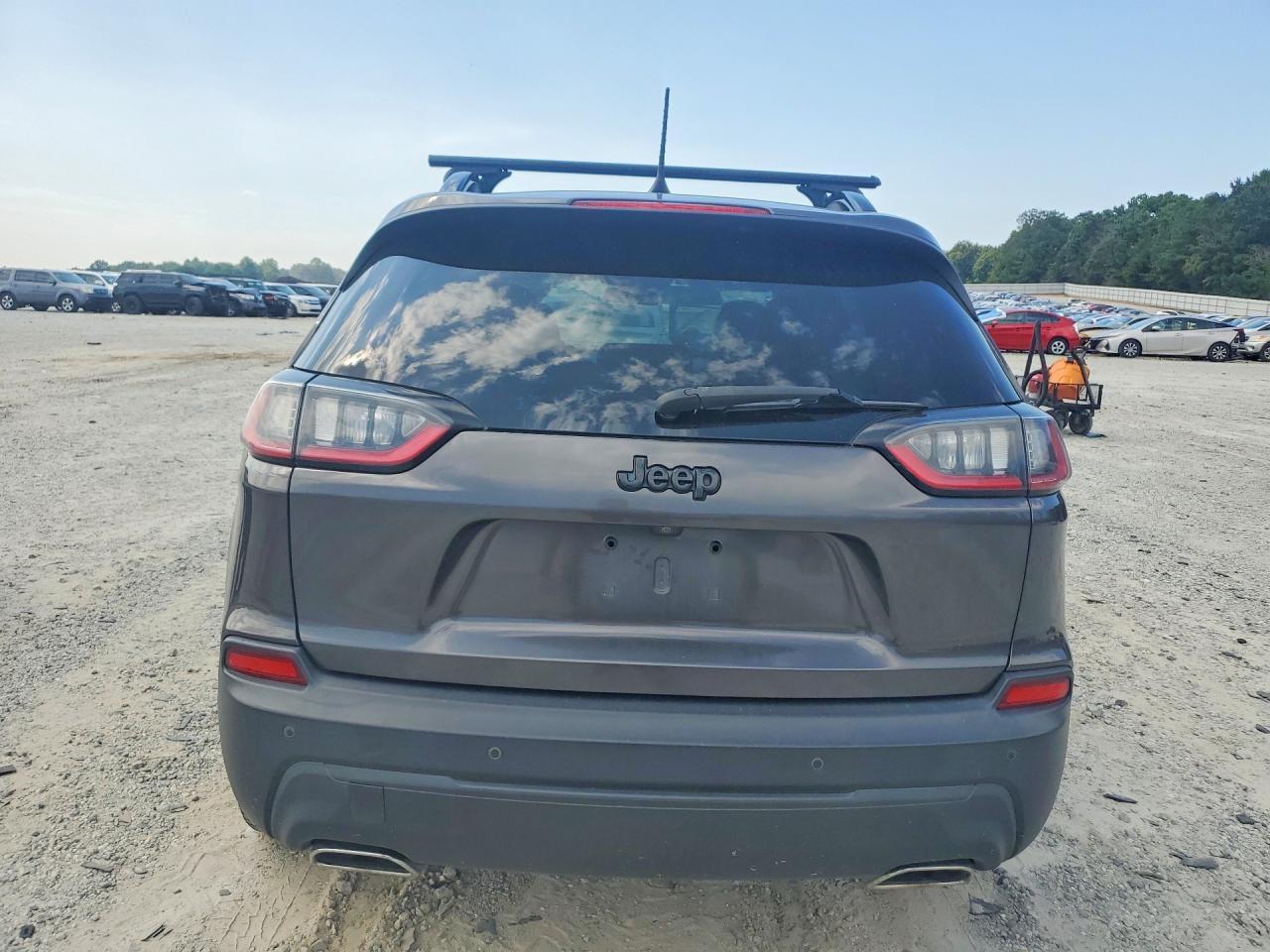 2019 JEEP CHEROKEE LATITUDE PLUS — Фото 6 из 13