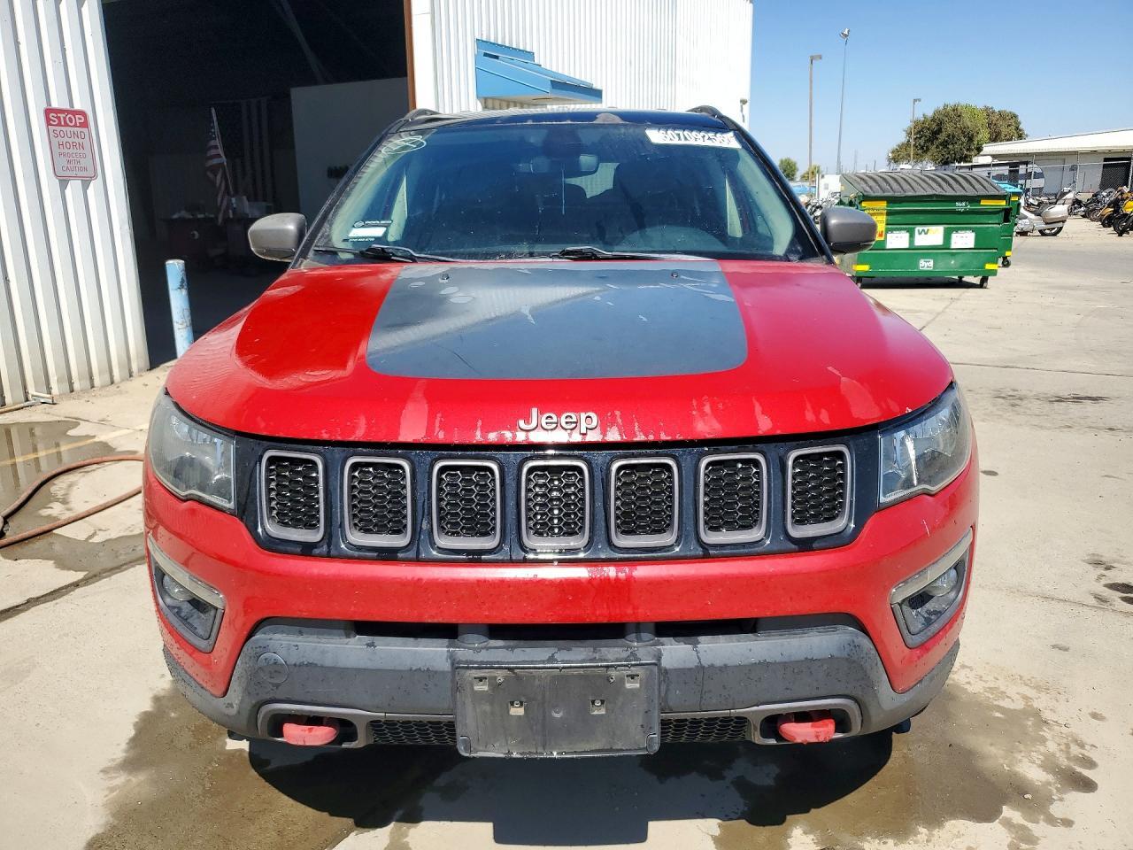 2019 JEEP COMPASS TRAILHAWK — Фото 5 из 13