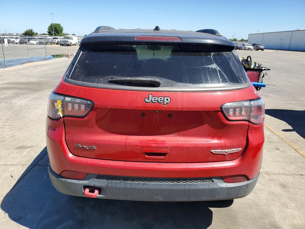 2019 JEEP COMPASS TRAILHAWK — Фото 6 из 13