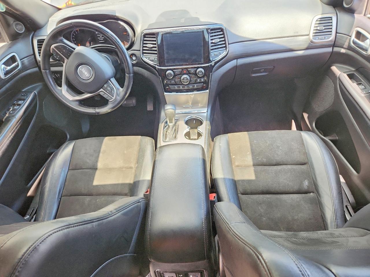 2019 JEEP GRAND CHEROKEE LAREDO — Фото 8 из 12