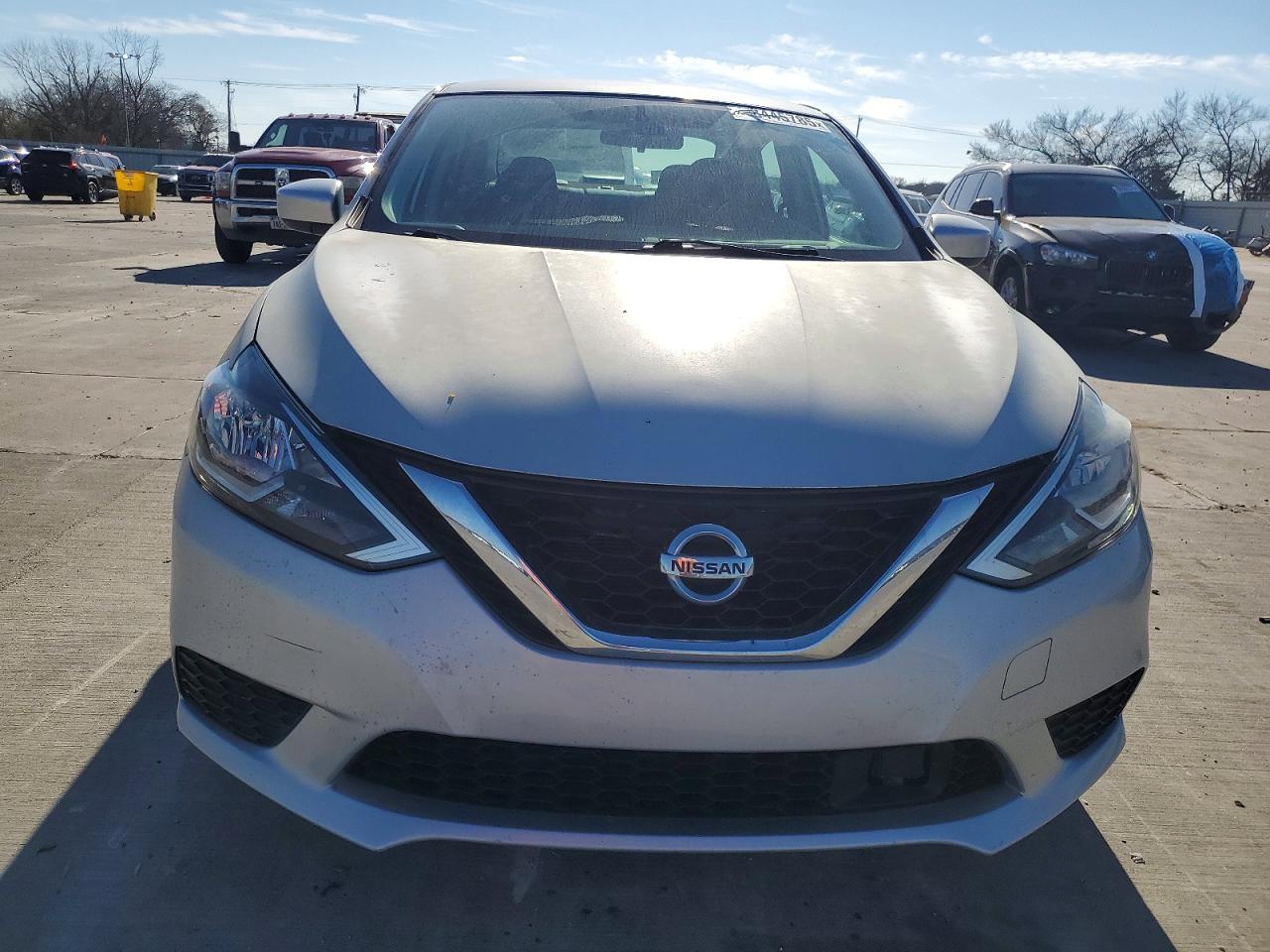 2019 NISSAN SENTRA S — Фото 5 из 13