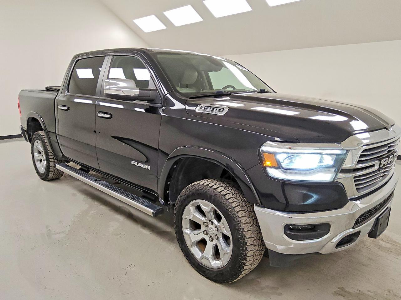 2019 RAM 1500 LARAMIE — Фото 4 из 12